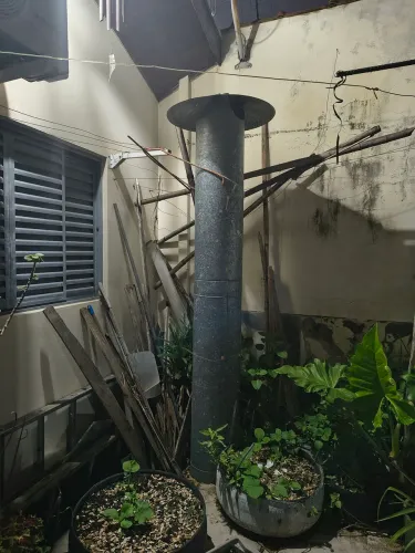 Tubo de chapa galvanizada de 300mm de diâmetro, 2.80m de altura com o chapéu chinês