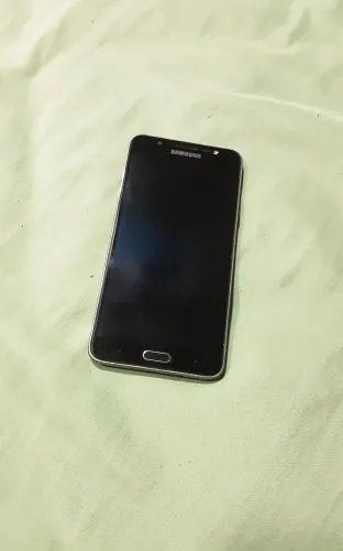 Galaxy J7 2016