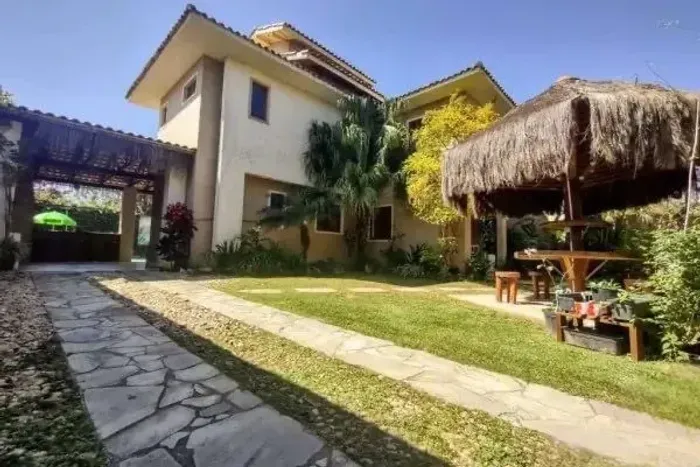 Casa para Venda em Florianópolis, Campeche, 5 dormitórios, 2 suítes, 5 banheiros, 3 vagas