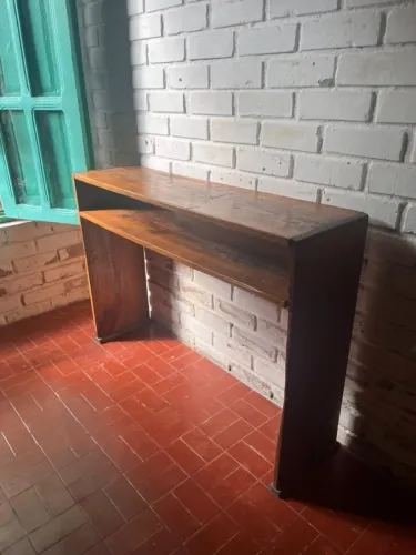 Aparador / Rack de sala de madeira c 114 x p 30 x a 80cm