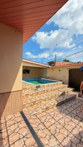 Casa 2 Quartos sendo 1 suíte c/ Piscina na Redenção/ Aceita Carro como Entrada e Propostas