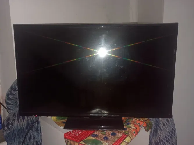 Tv Panasonic digital com defeito 