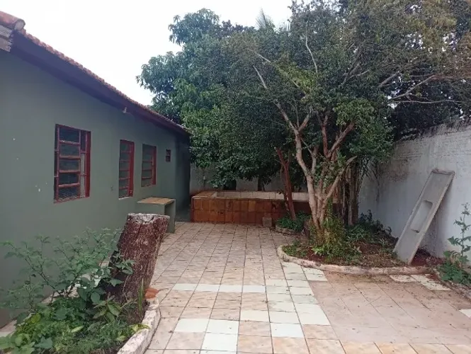 VENDO CASA 3 DORMITÓRIOS EM SALTO GRANDE-SP REGISTRADA