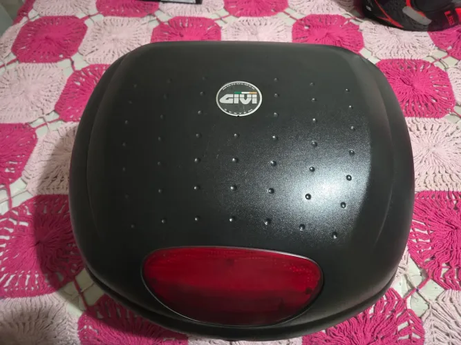 Bauleto Givi - 33 litros