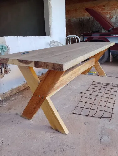 Mesa de área mt 2.60 por 79cm