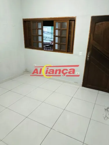 Casa 130m², com 2 quartos para locação no Jardim Testae