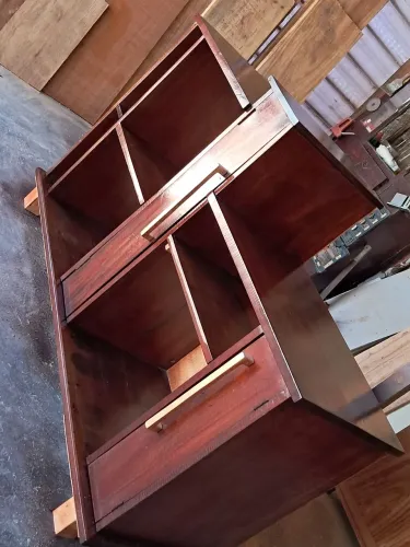 Vendo balcão multiuso todo de muracatiara