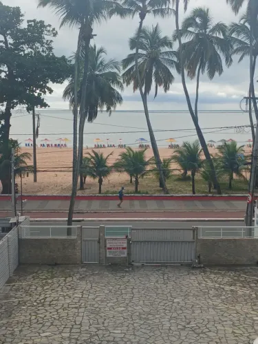 ::: PRÉDIO FRENTE MAR :::