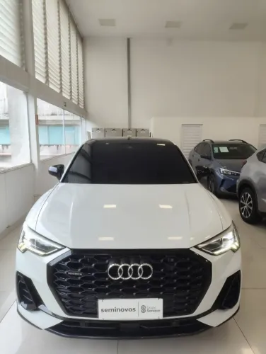 Audi Q3 SPB Perf. Black 2.0 TFSI Tipt. Quat. 2023