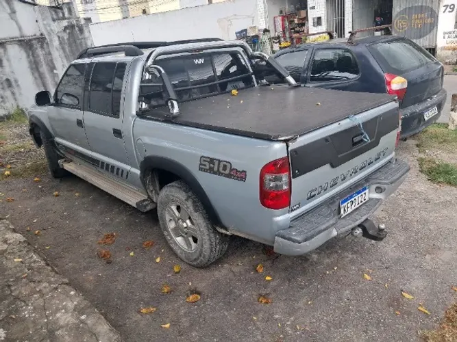 Chevrolet S10 P-up Tornado 2.8 TDI 4x2/4x4 CD Dies 2010