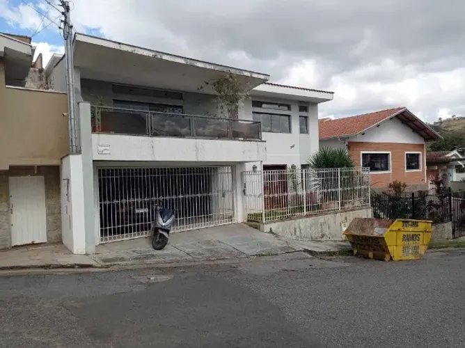 ? CASA ESPETACULAR PARA LOCAÇÃO - BAIRRO SÃO GERALDO