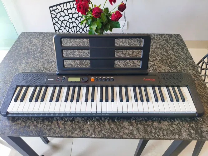 Teclado Casio - Casiotone CT-S195 220w