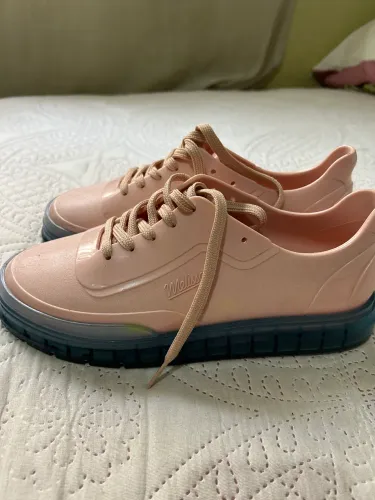 Tenis