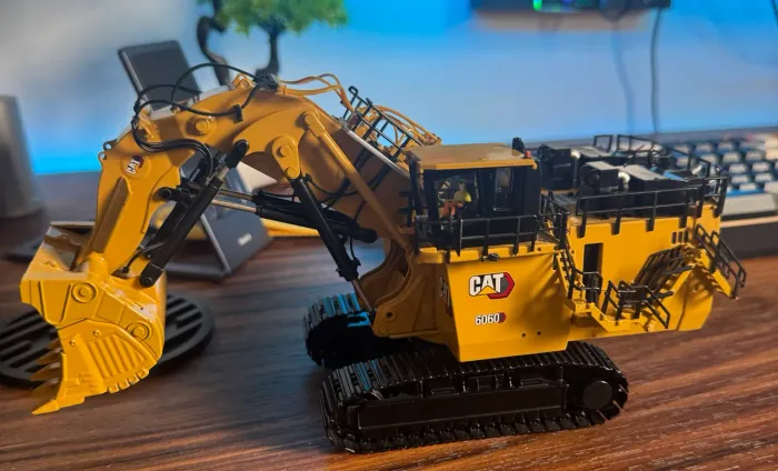 Miniatura CAT6060 pá hidráulica 1:87