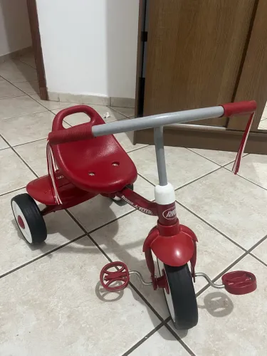 Radio flyer triciclo 