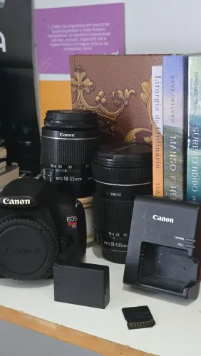 Canon T5 com lente 18-55mm e 18-135mm