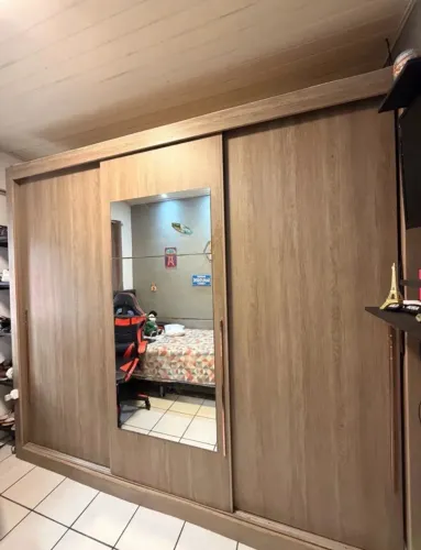 Vendo guarda roupa