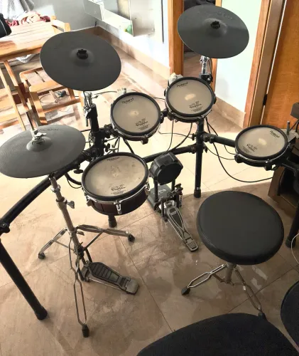 Bateria Eletrônica Roland V-Drums TD-9