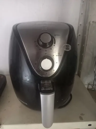 Vendo air frya 220 nova nunca usada
