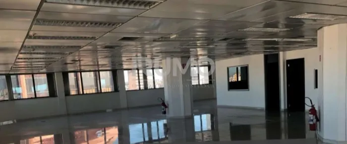 Sala para alugar em Campinas, Centro, com 840 m²
