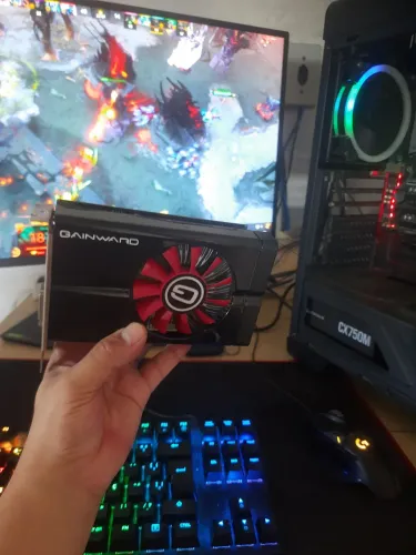 Gtx 1050 ti Gainward 4GB (defeito)