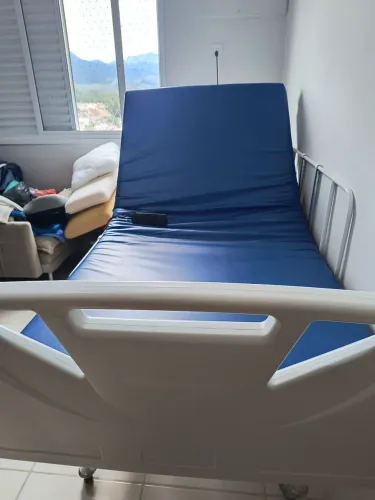 Cama hospitalar eletrica