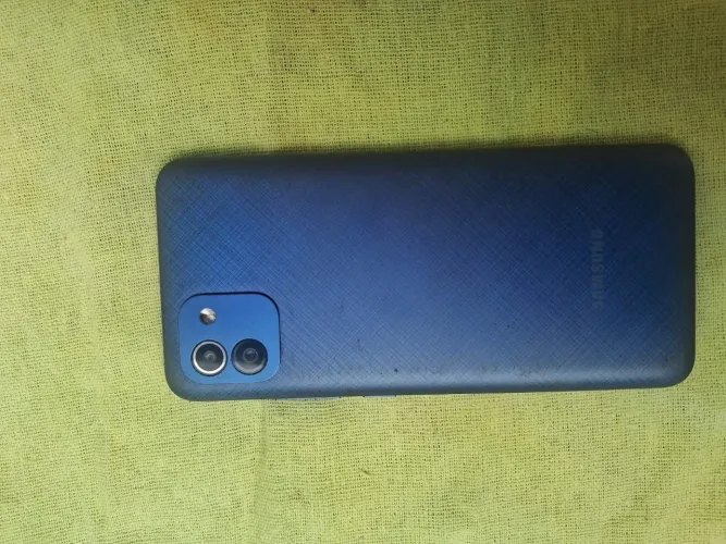 Celular Samsung a03 em perfeito estado