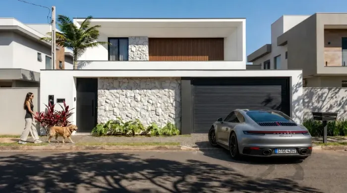 Casa na 505 Sul | 4 suites | 360m²