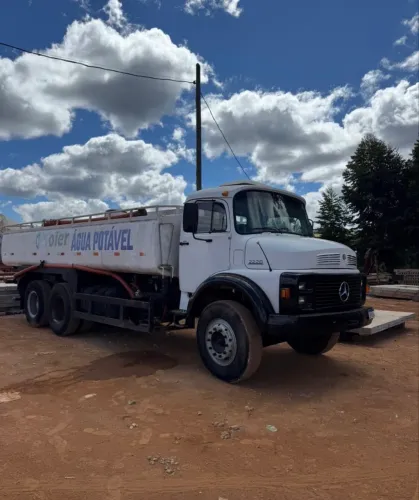 Mercedes-Benz 2220 (1988) - Pipa 22.000 Litros