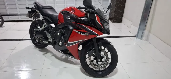 Moto CBR 650f