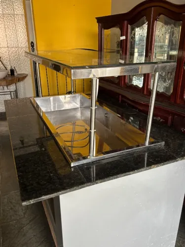 Buffet Réchaud Frilux / Quente para 8 Cubas / Frio para 8 Cubas + Mesa Aparadora Brinde