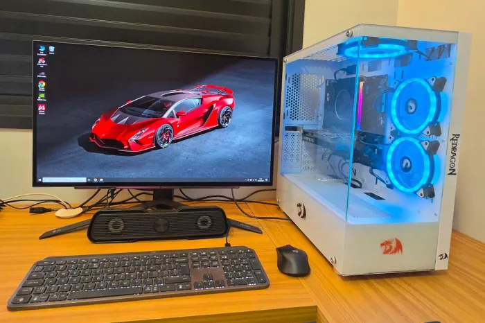 PC Gamer - Core I7 12700F