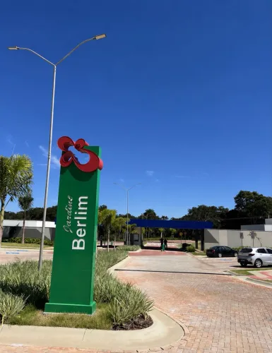 Sobrado esquina lote 445 m ² - chaves pagas - Jardins Berlim