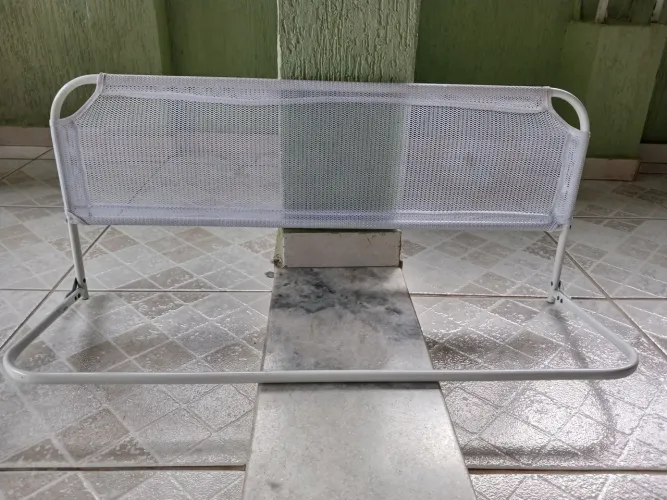 Grade de proteção para cama