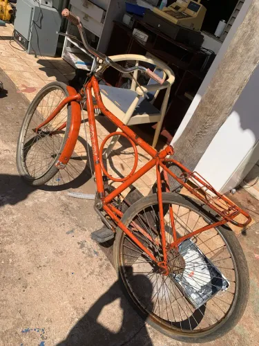 Bicicleta Caloi Barra circular para restauro, não entrego retirar em São Carlos