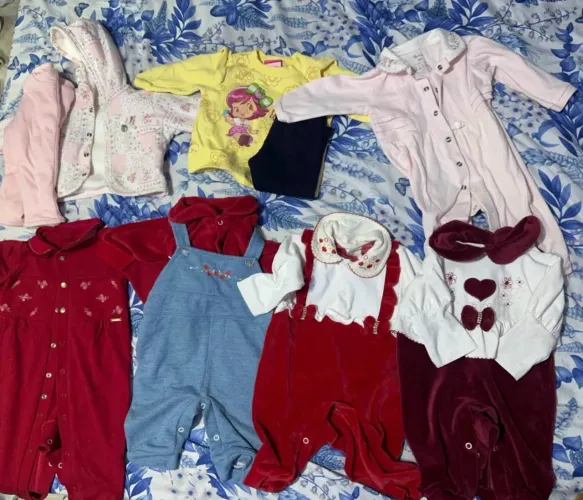 Lotinho de roupa menina P/m