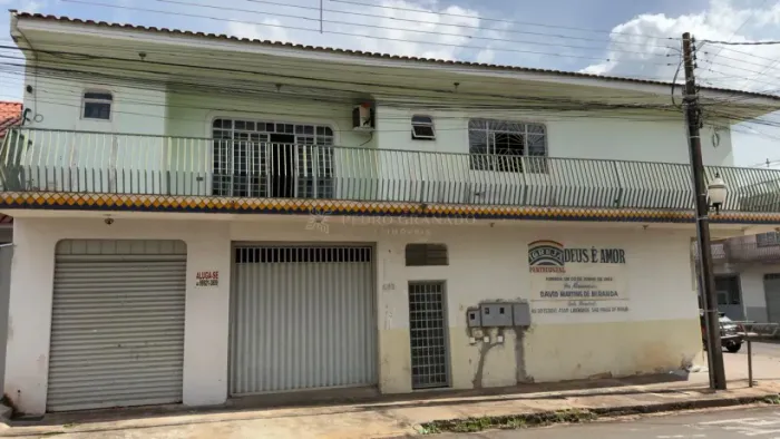 Prédio Inteiro em Sarandi