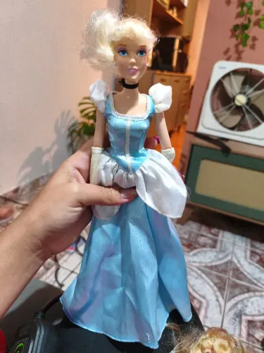 Boneca cinderela Disney RESERVADO 