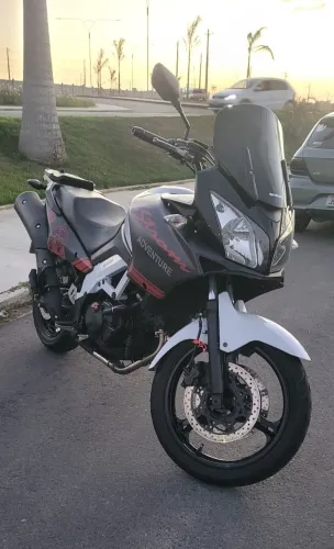 SUZUKI VSTROM DL650