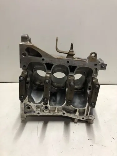 Bloco do motor nissan march versa 1.0 3cc original 
