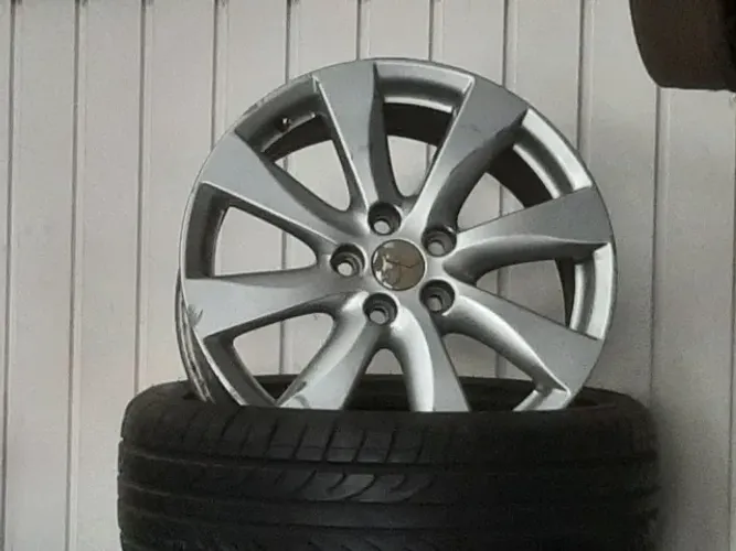 Roda aro 18 Mitsubishi Lancer Enkey 5X114  Prata originais