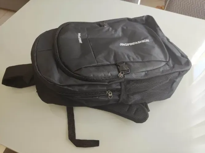 Mochila Jingpinfashion Preta