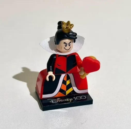 Rainha de Copas Disney 100 Anos