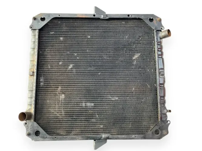 Radiador Água Mb 710 709 812 912 Original