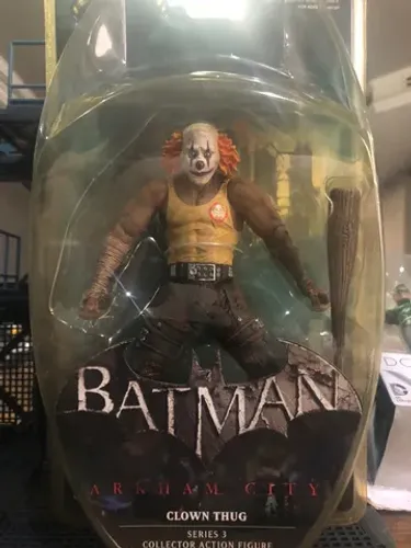BATMAN ARKHAM CITY/CLOWN THUG