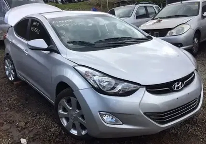 Sucata Elantra para retirada de peças