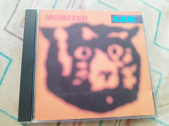 REM CD MONSTER ROCK POLICE CURE SMITHS