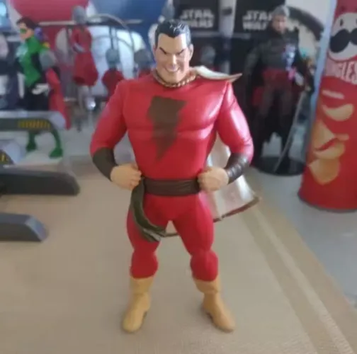 Boneco Shazam Capitão Marvel DC Direct Kingdom Come Wave 2
