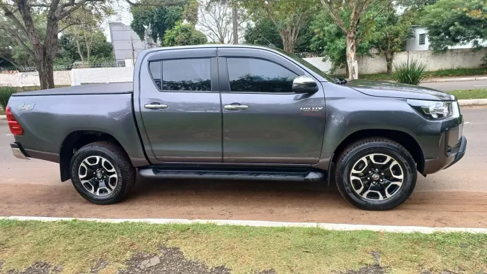 Toyota Hilux CD SRV 4X4 2.8 TDI Diesel Aut. 2024