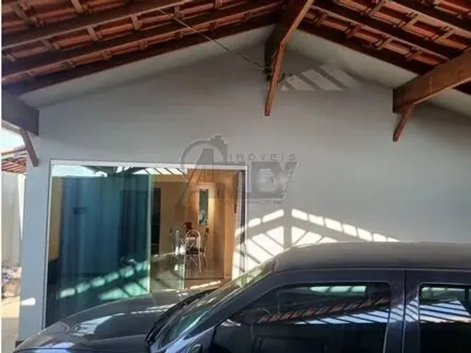 Vende-se Casa Quitada - Bairro Residencial Sul Ipês - Montes Claros/MG
